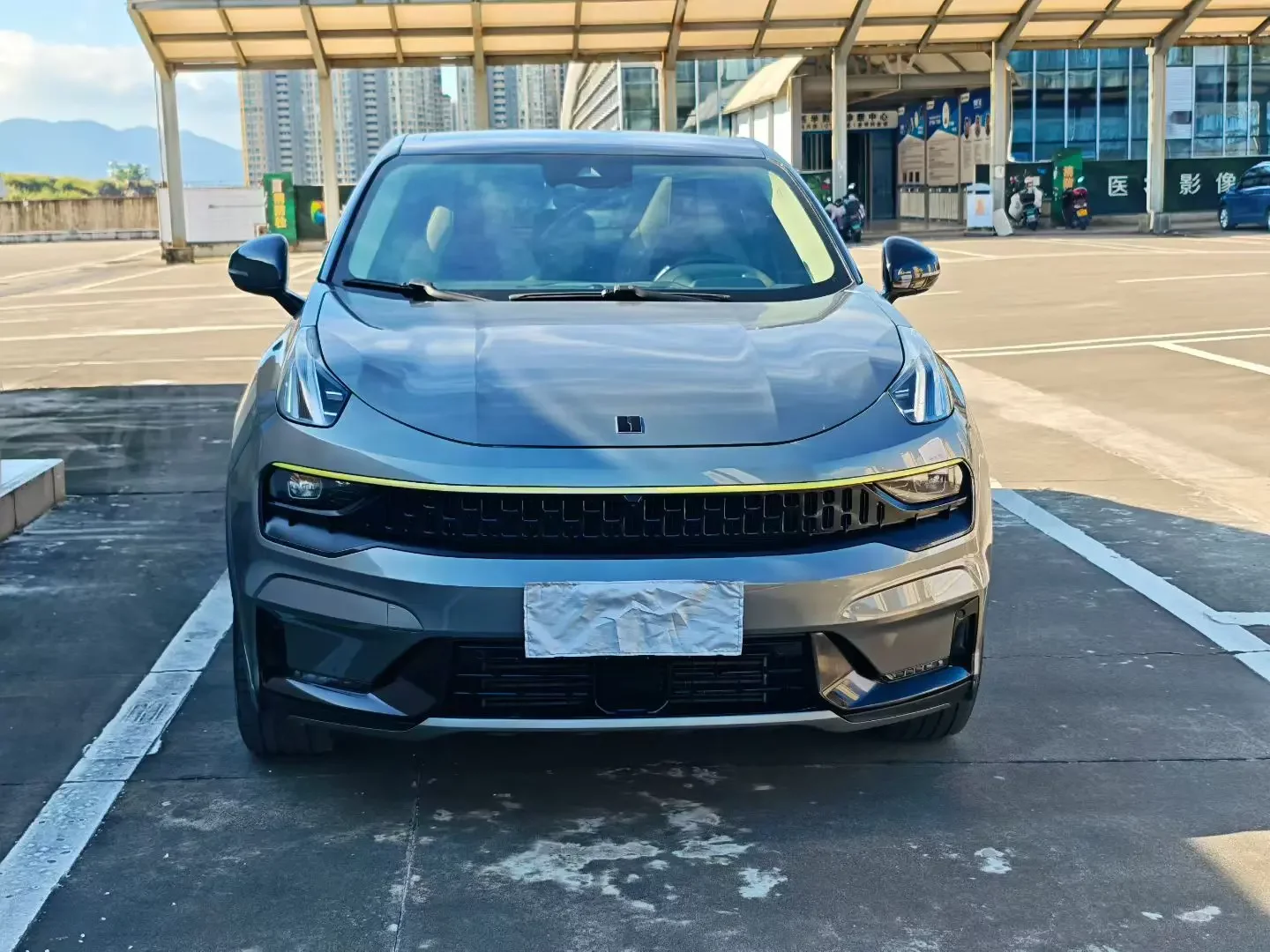 Lynk & Co 05