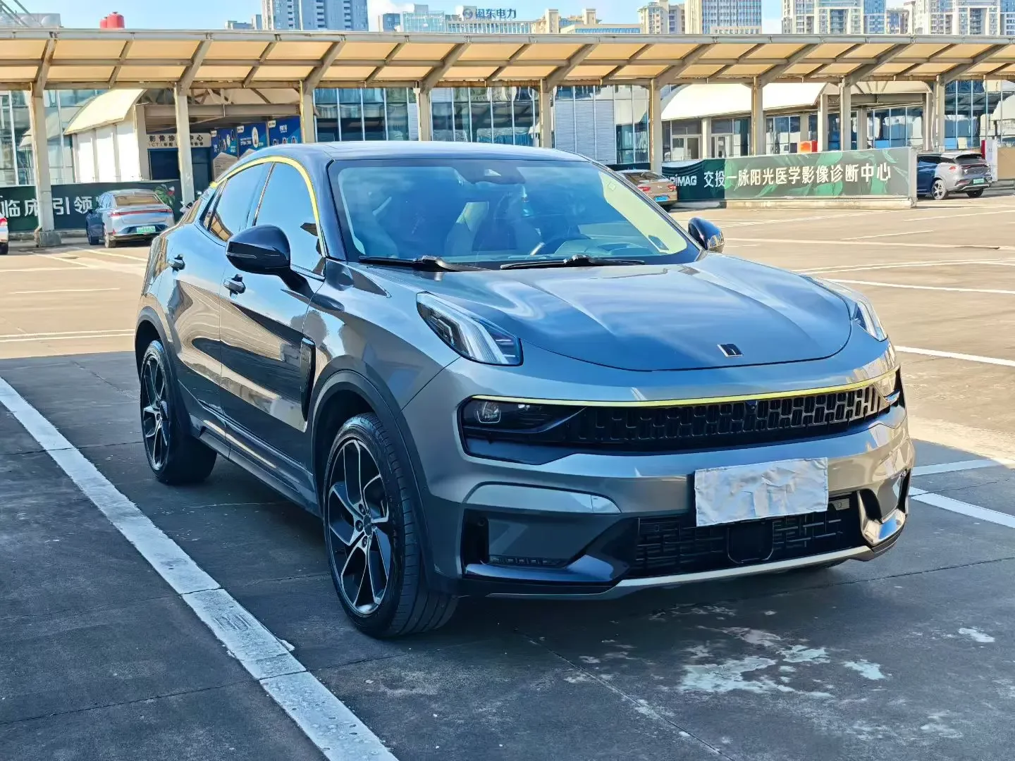 Lynk & Co 05