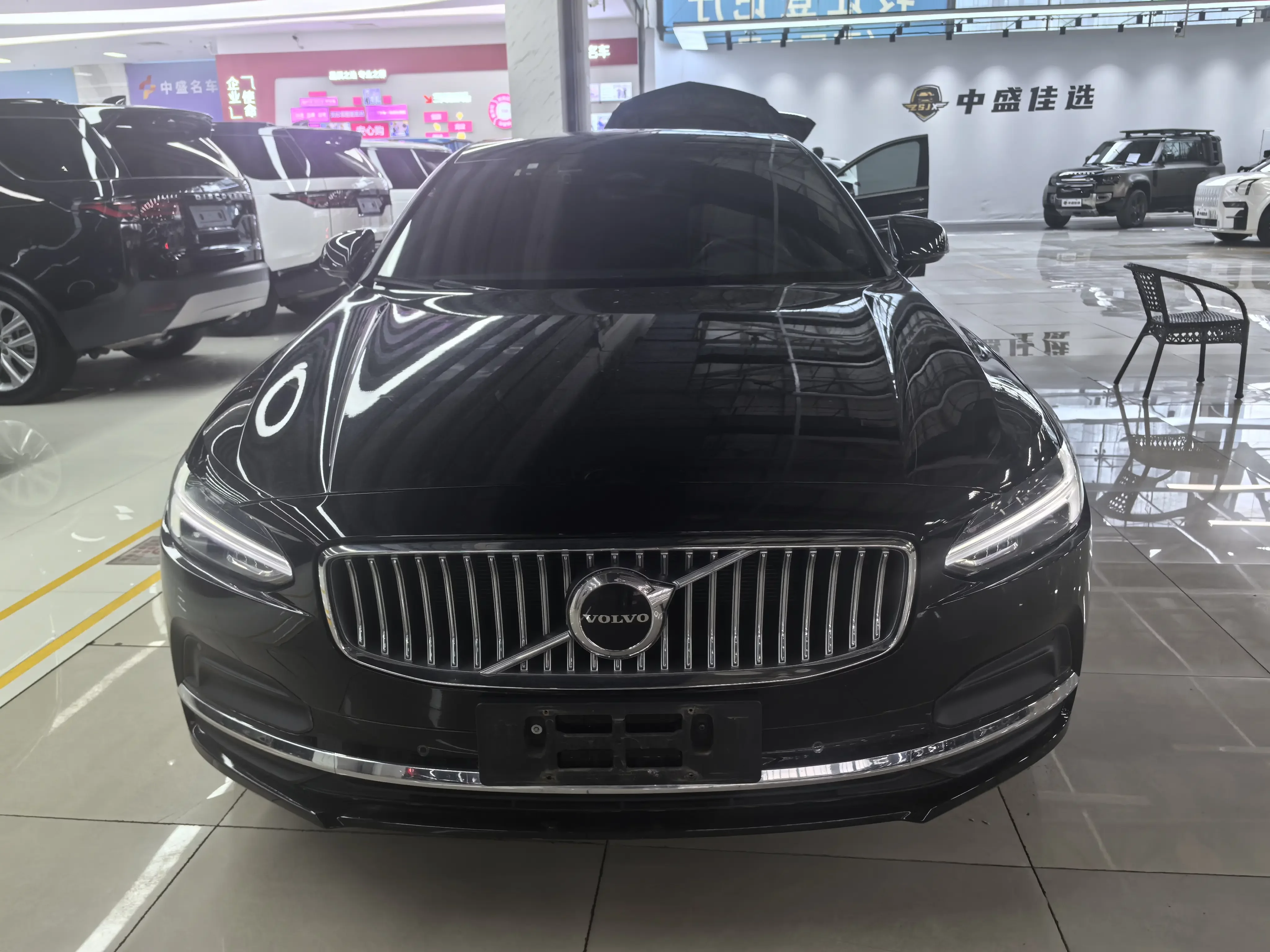 Volvo S90