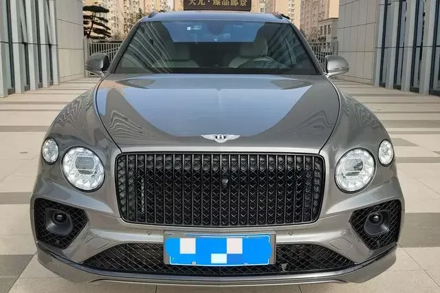 Bentley Bentayga  из Китая