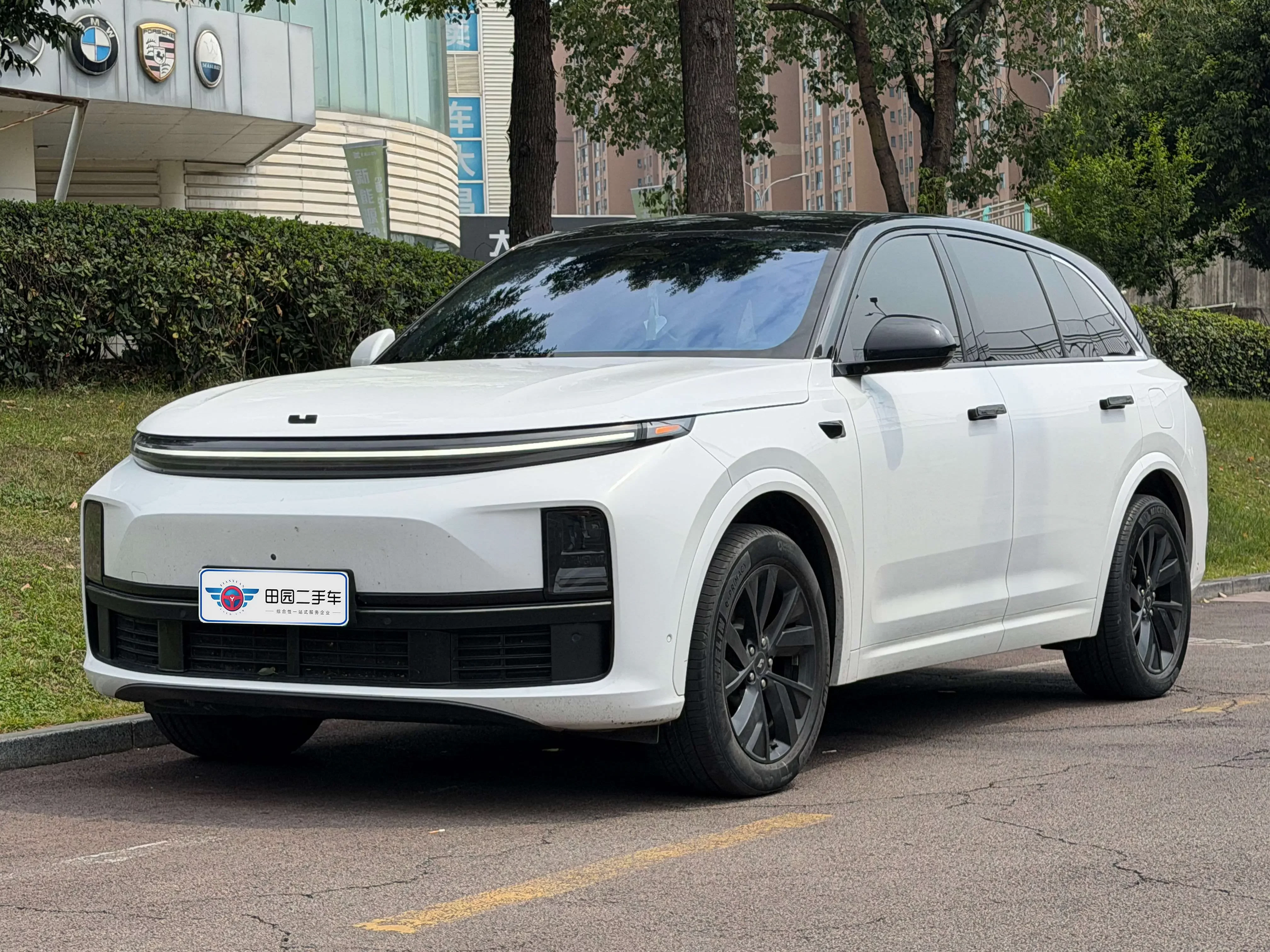 Lixiang L7