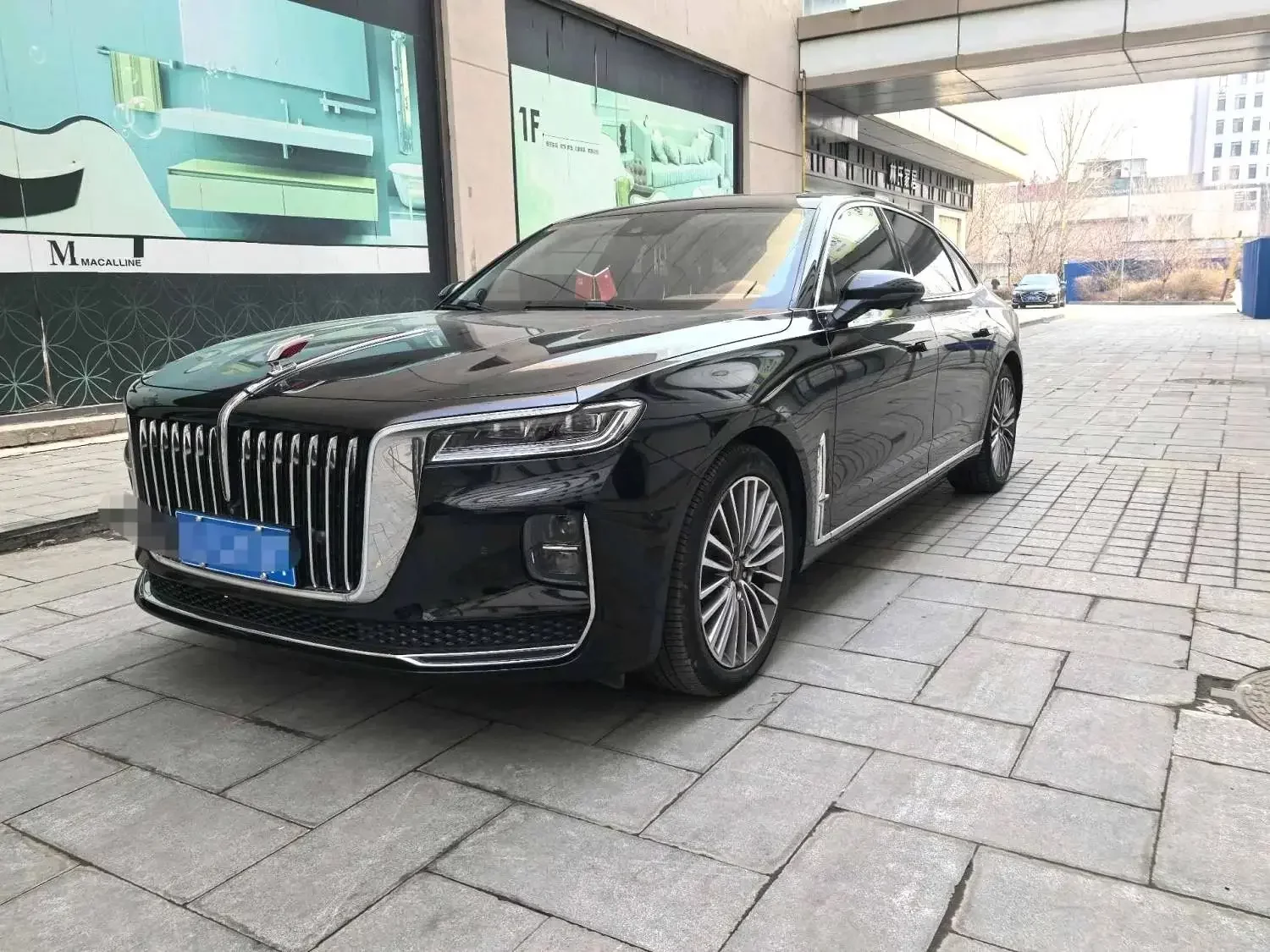 Hongqi H9  из Китая