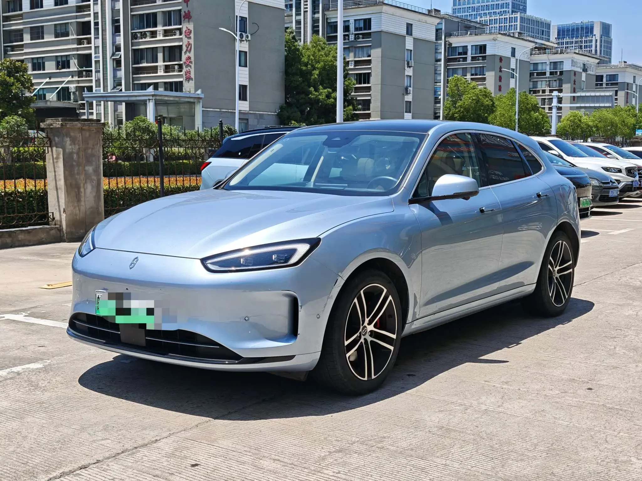 AITO M5
