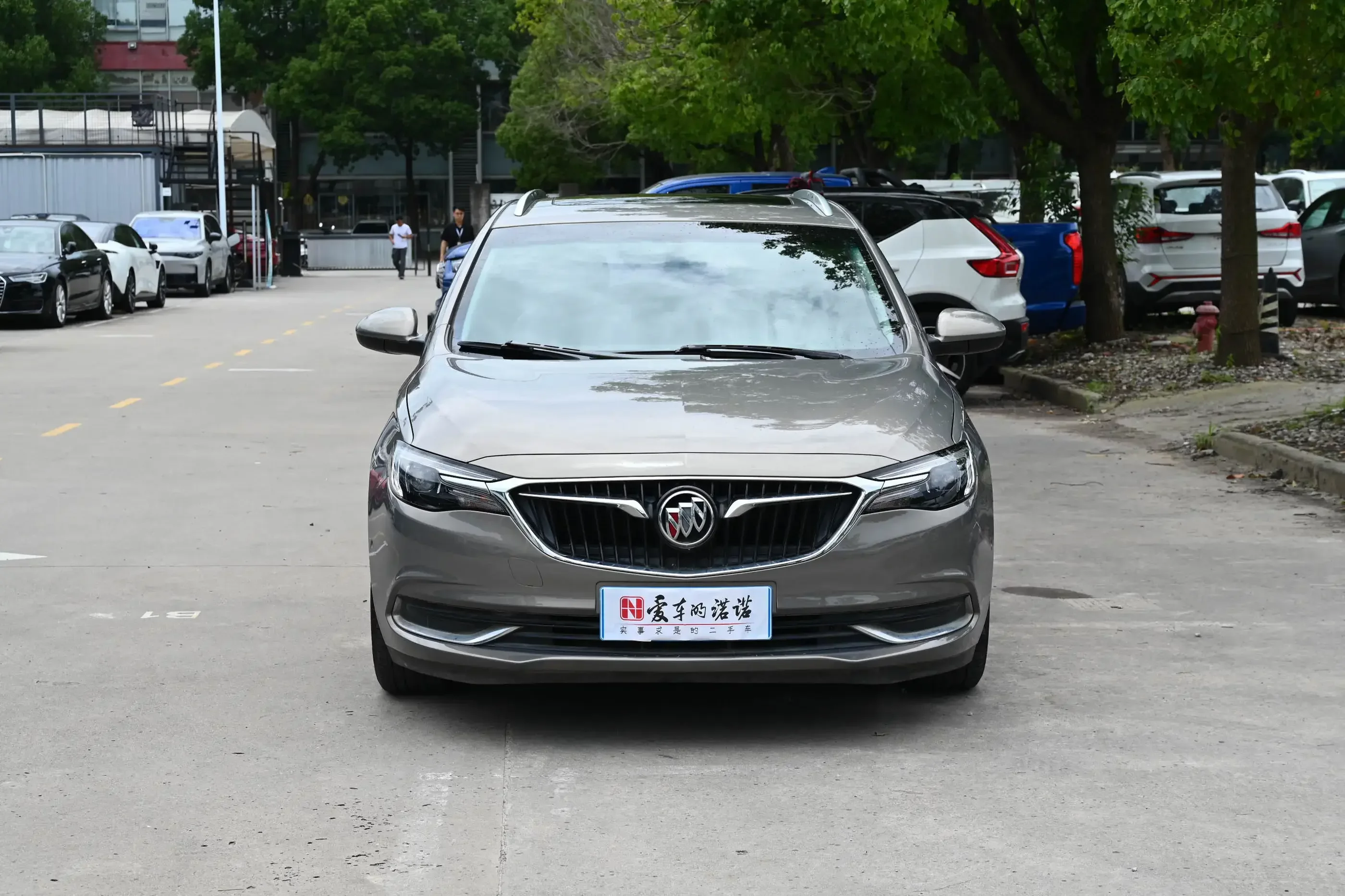 Buick Yue Lang  из Китая