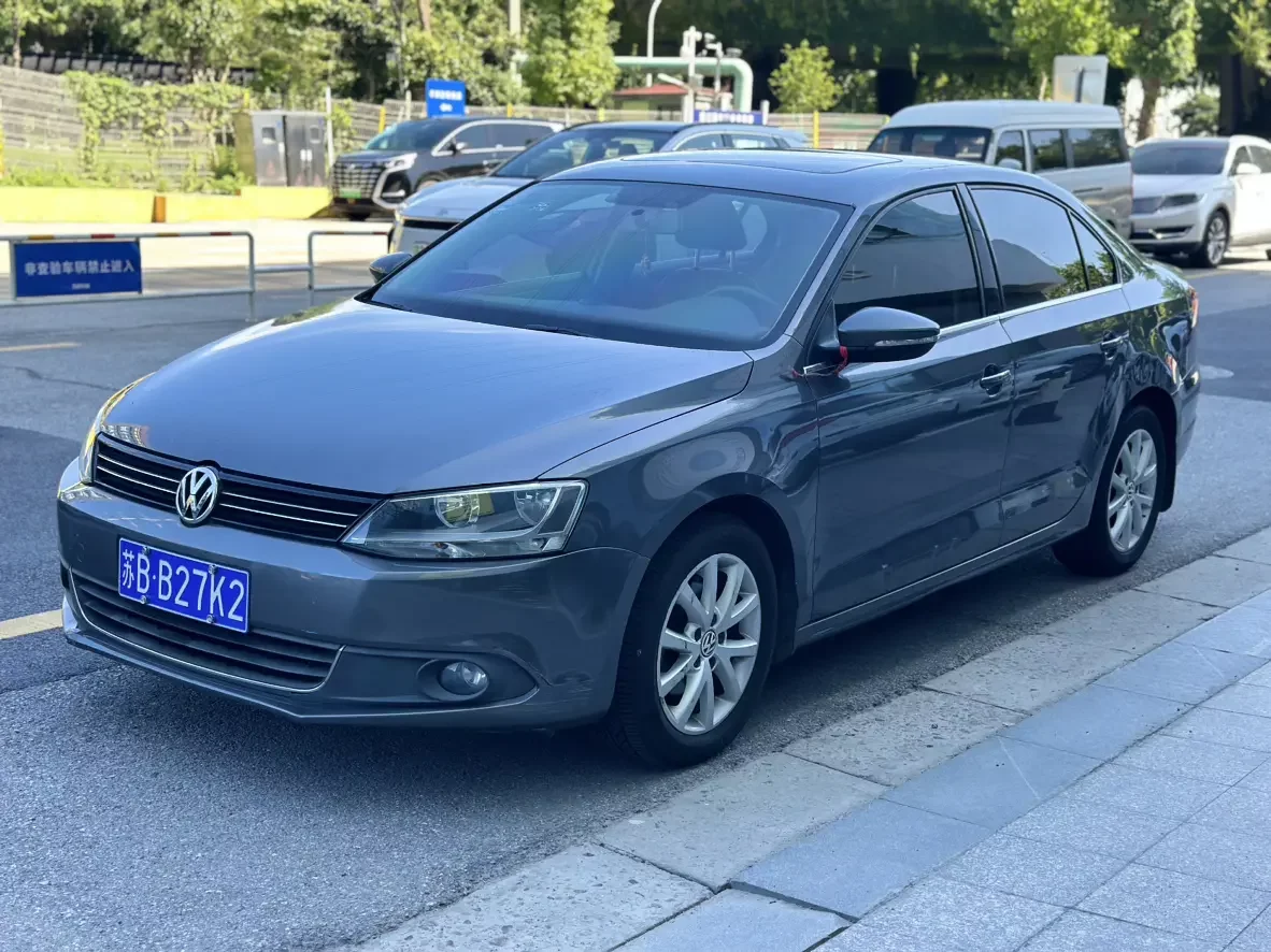 Volkswagen Sagitar