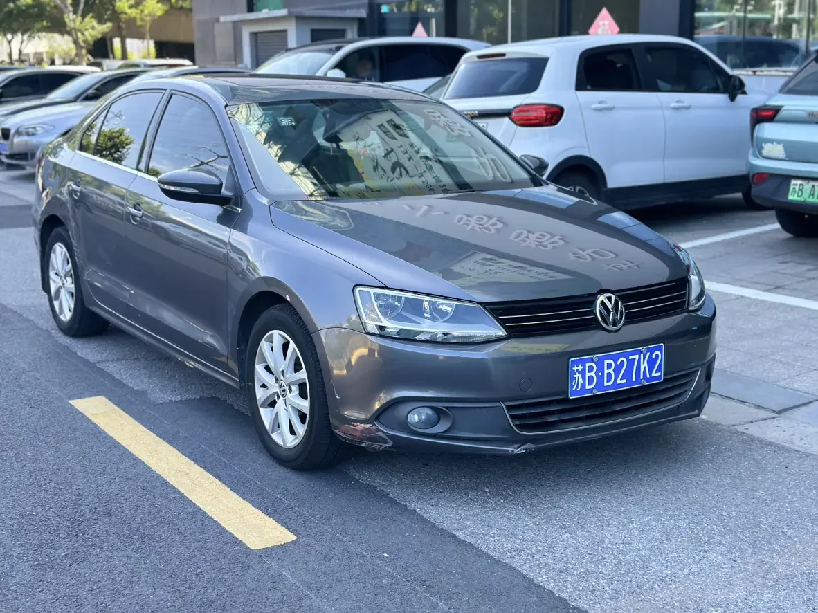 Volkswagen Sagitar