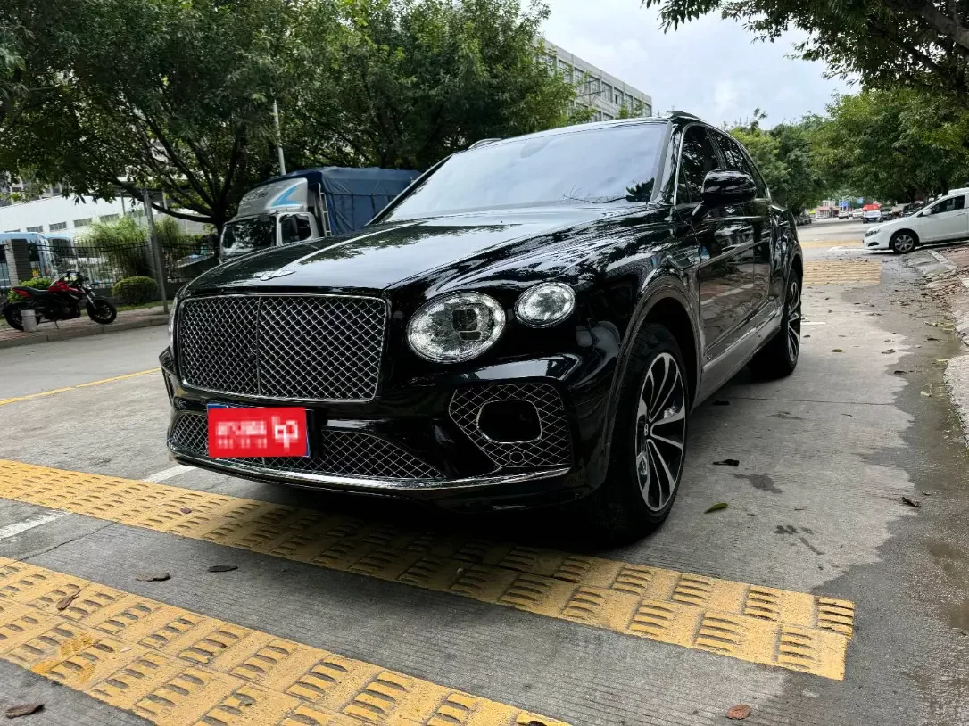 Bentley Bentayga  из Китая