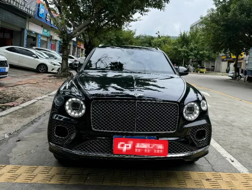 Bentley Bentayga  из Китая