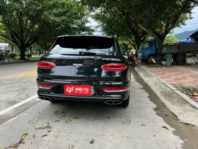 Bentley Bentayga