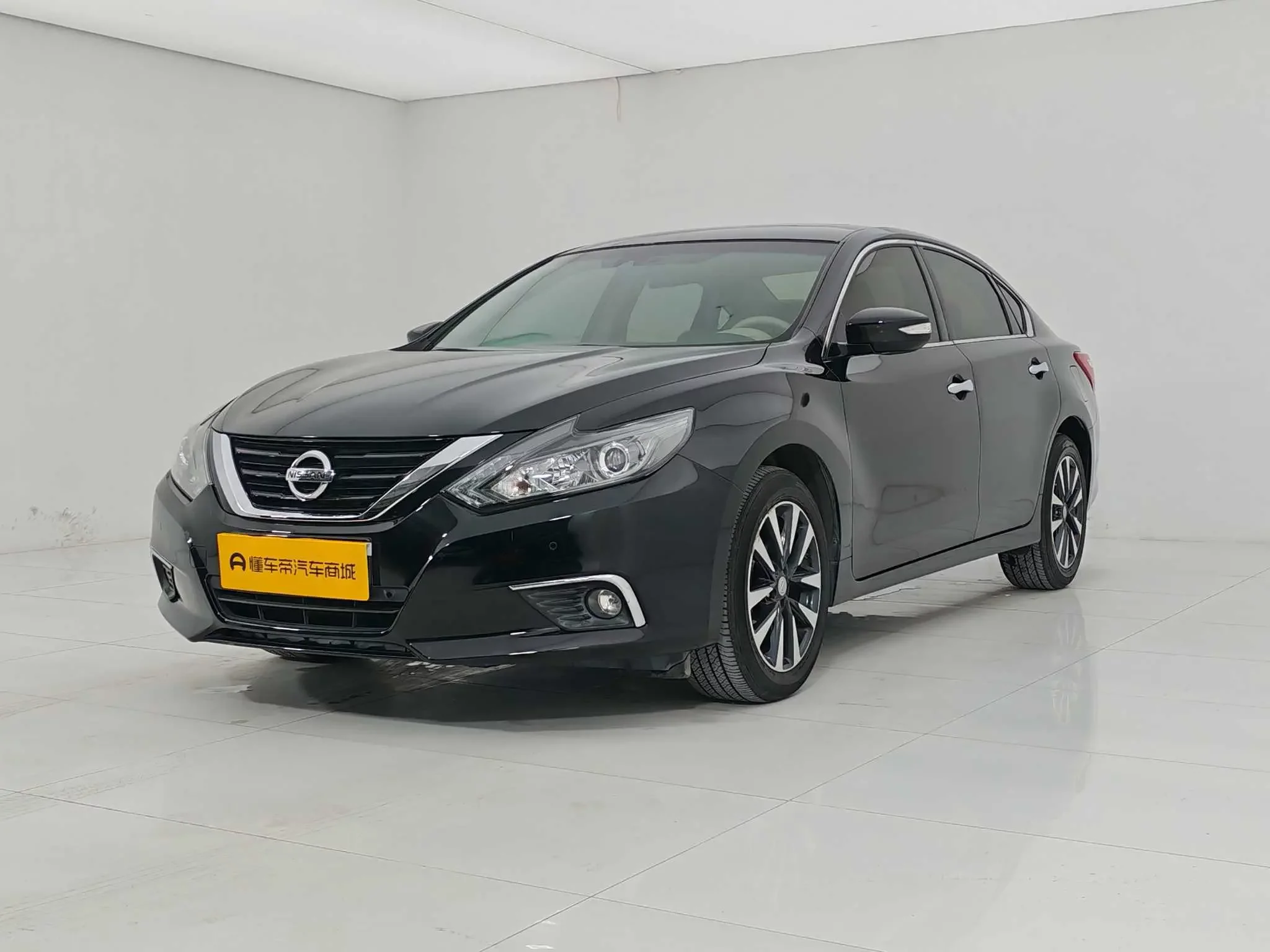Nissan Altima (Teana)  из Китая
