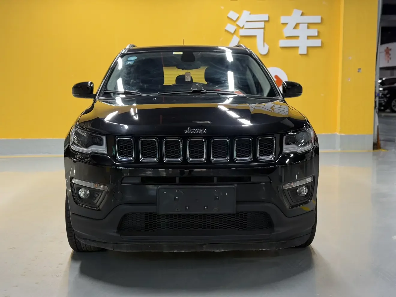 Jeep Guide to  из Китая