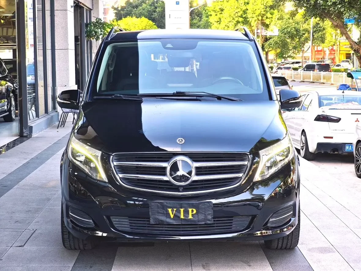 Mercedes-Benz V Class  из Китая