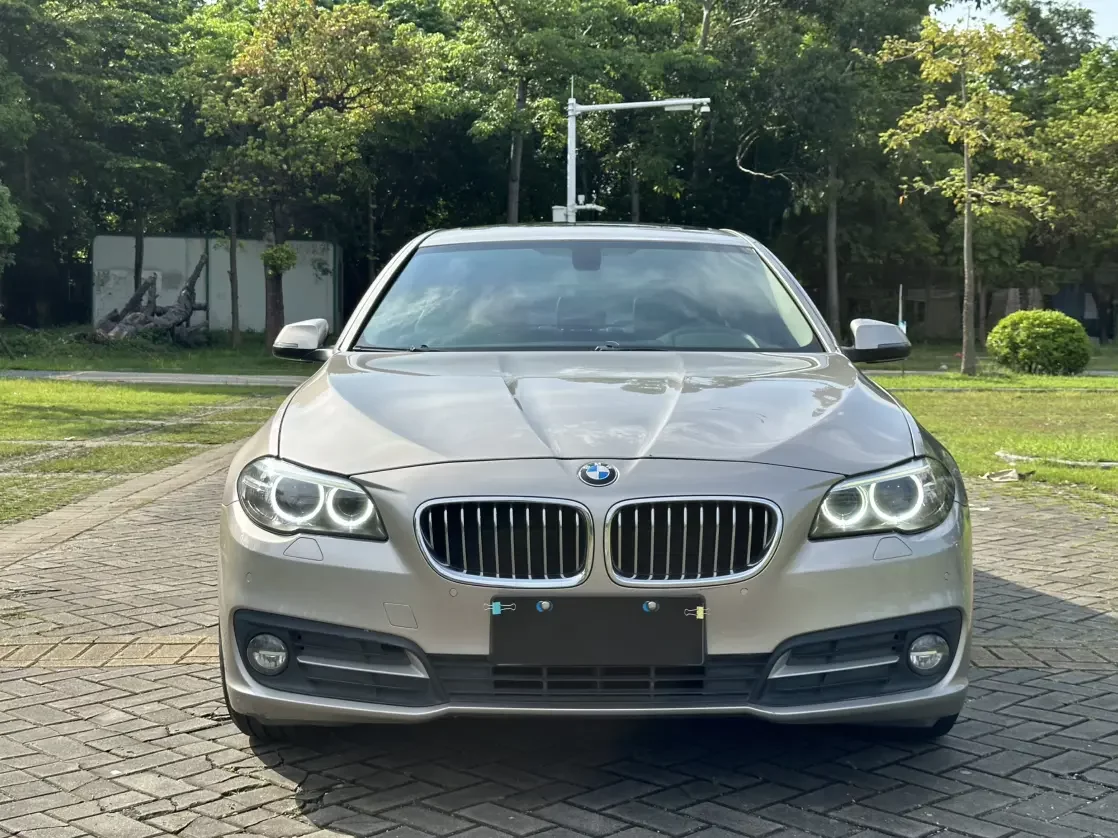 BMW 5 Series  из Китая