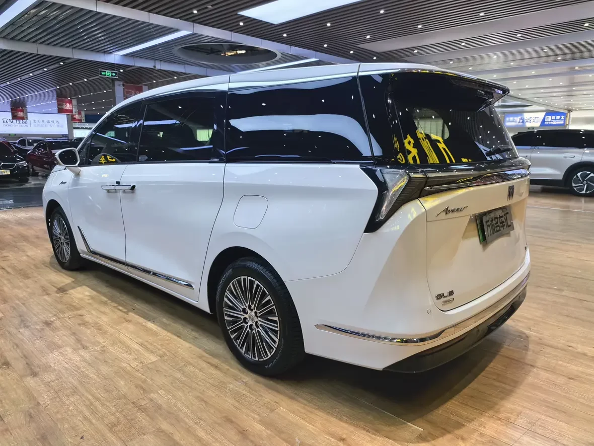 Buick GL8 PHEV