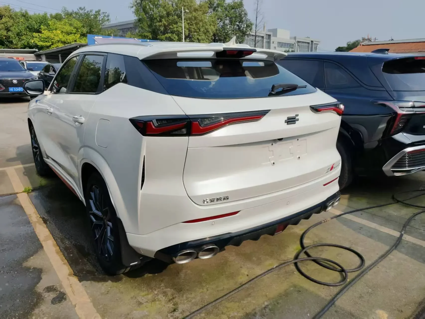 Oshan Changan Auchan Z6