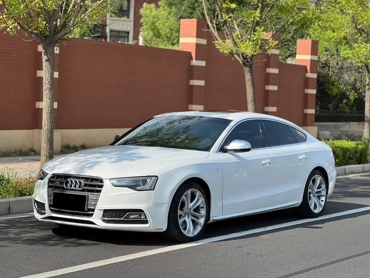 Audi S5  из Китая