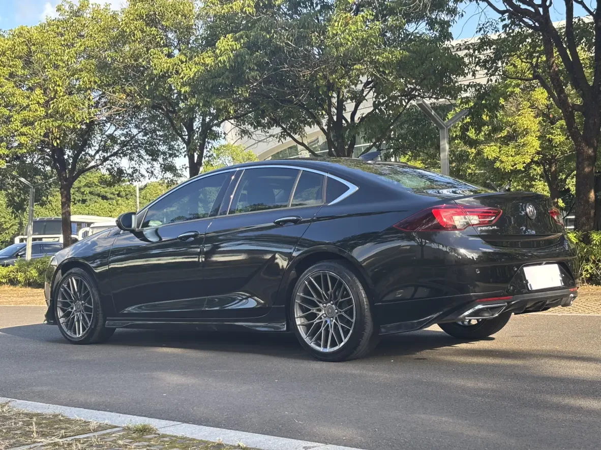 Buick Majesty