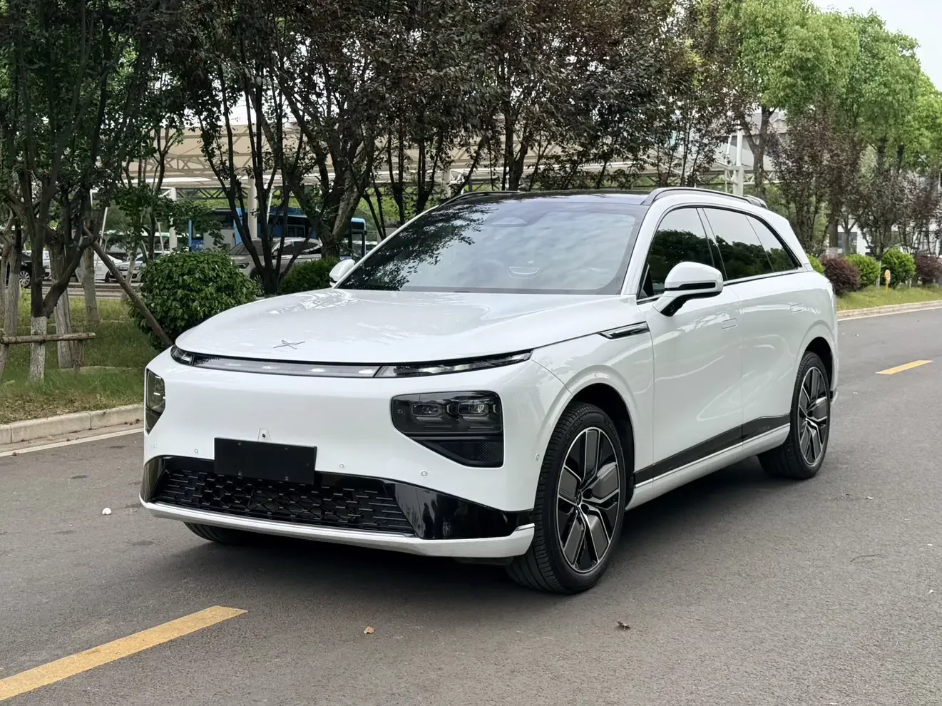 Xpeng G9
