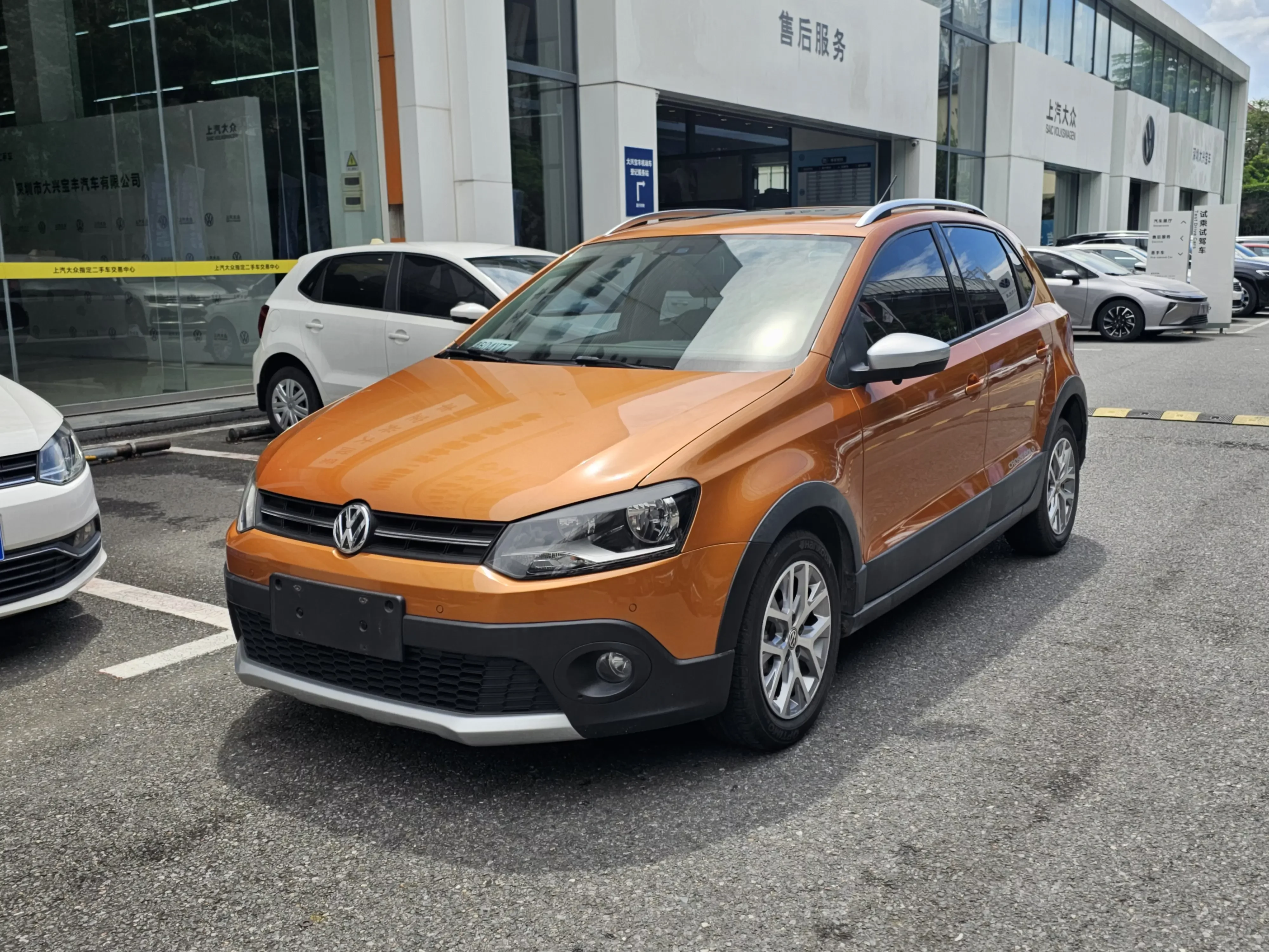 Volkswagen Polo  из Китая