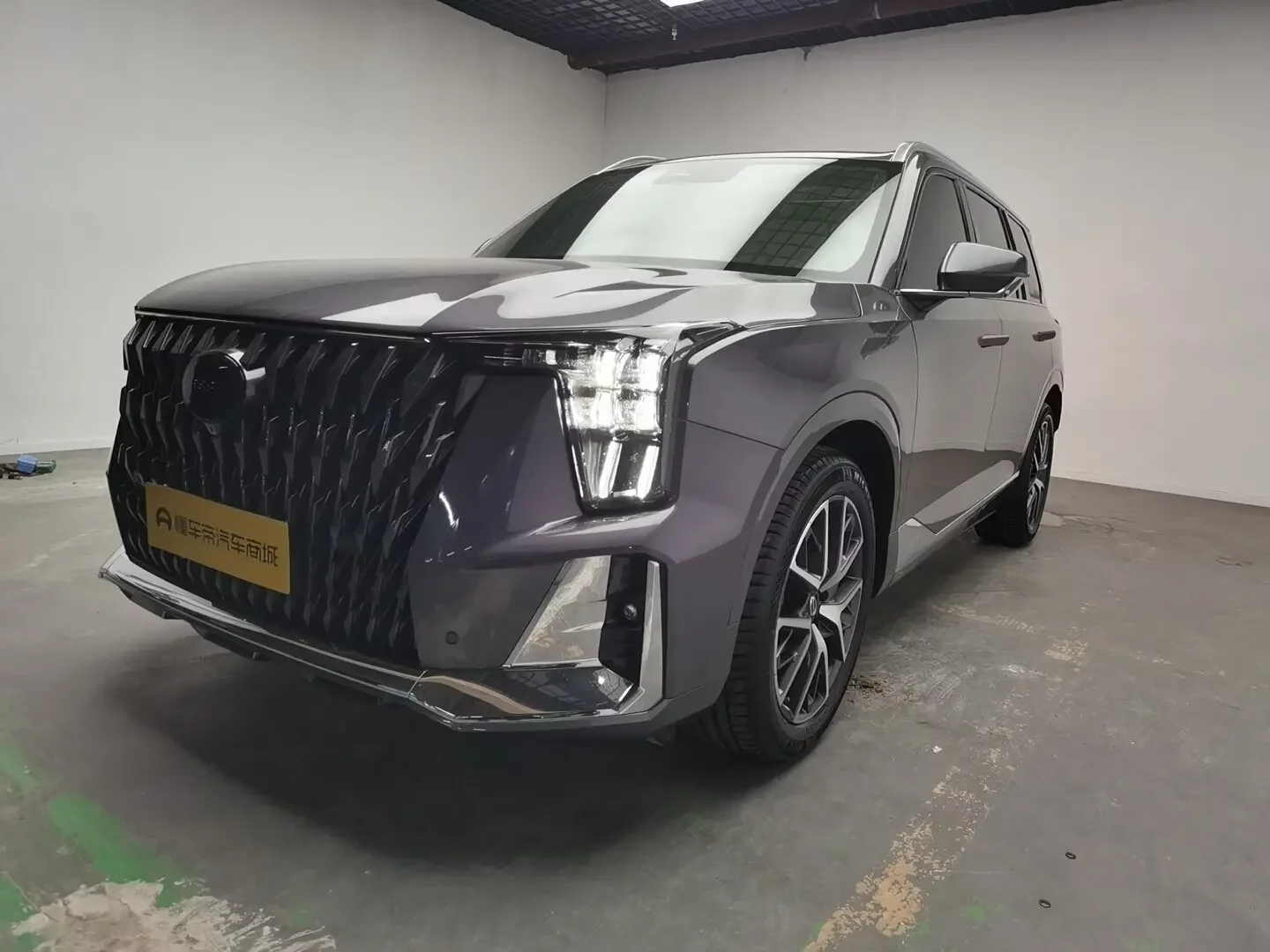 GAC Trumpchi GS8  из Китая