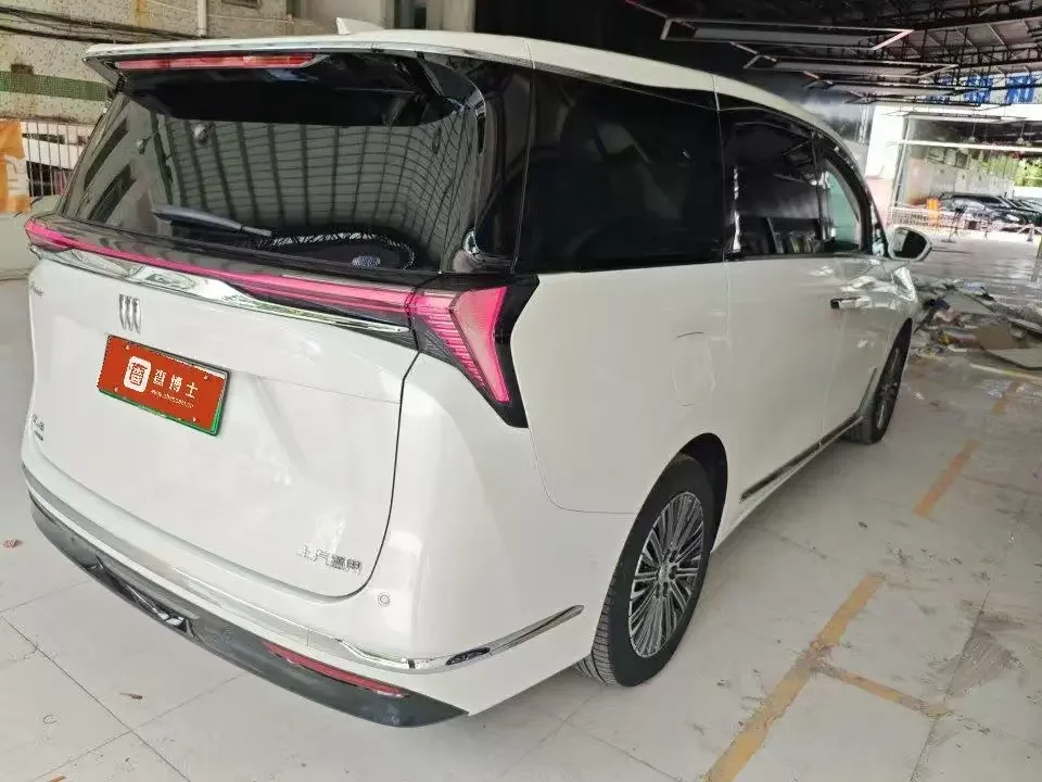 Buick GL8 PHEV