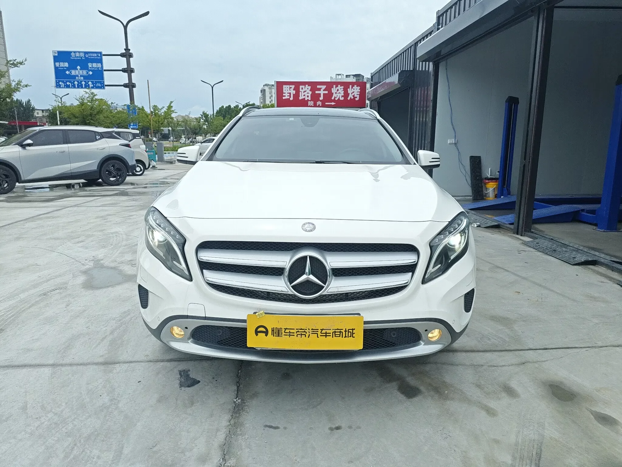 Mercedes-Benz GLA