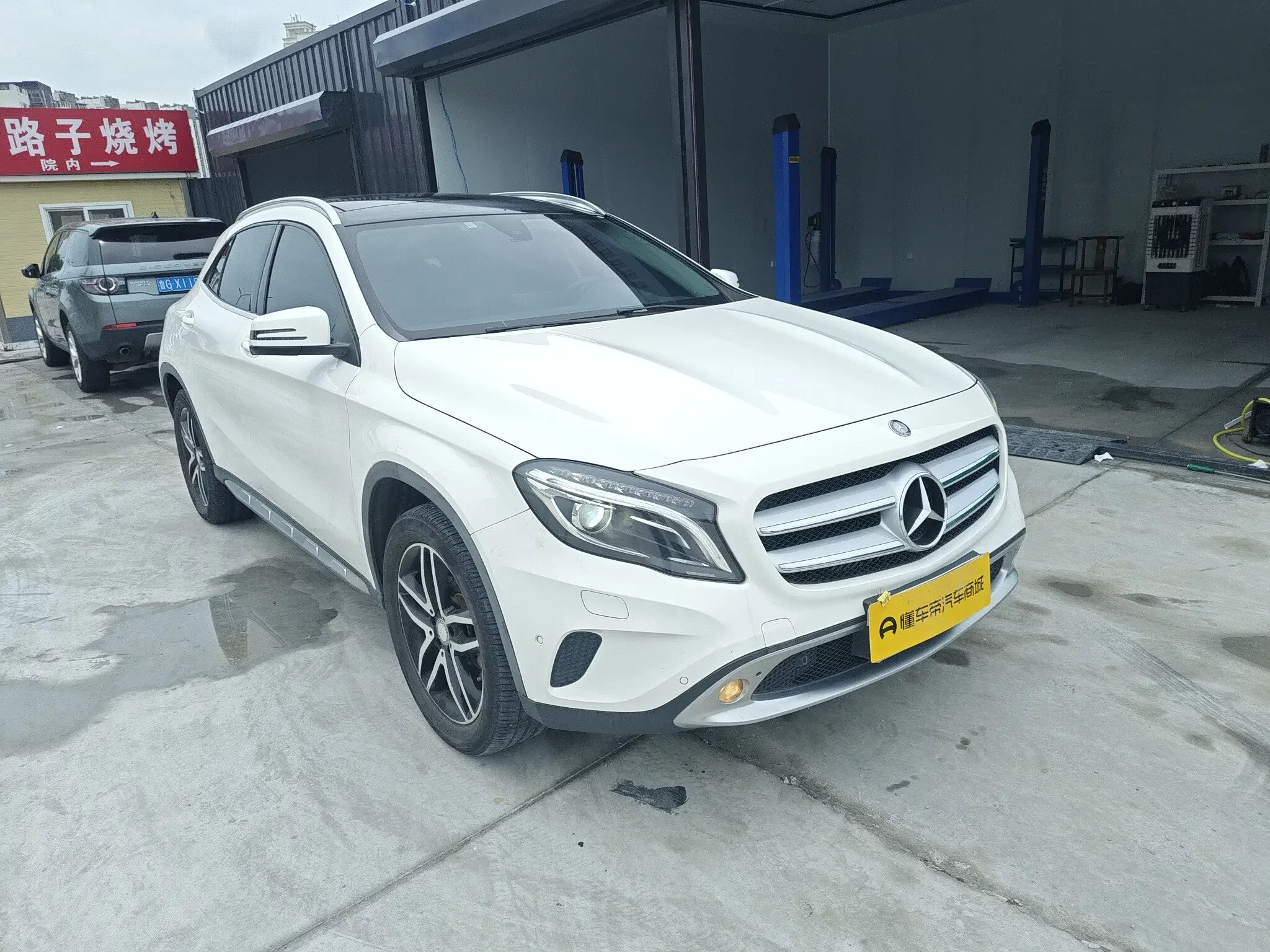Mercedes-Benz GLA