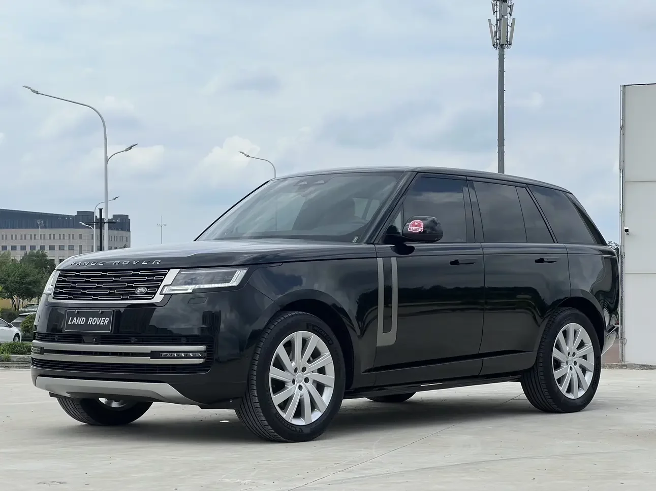 Land Rover range rover