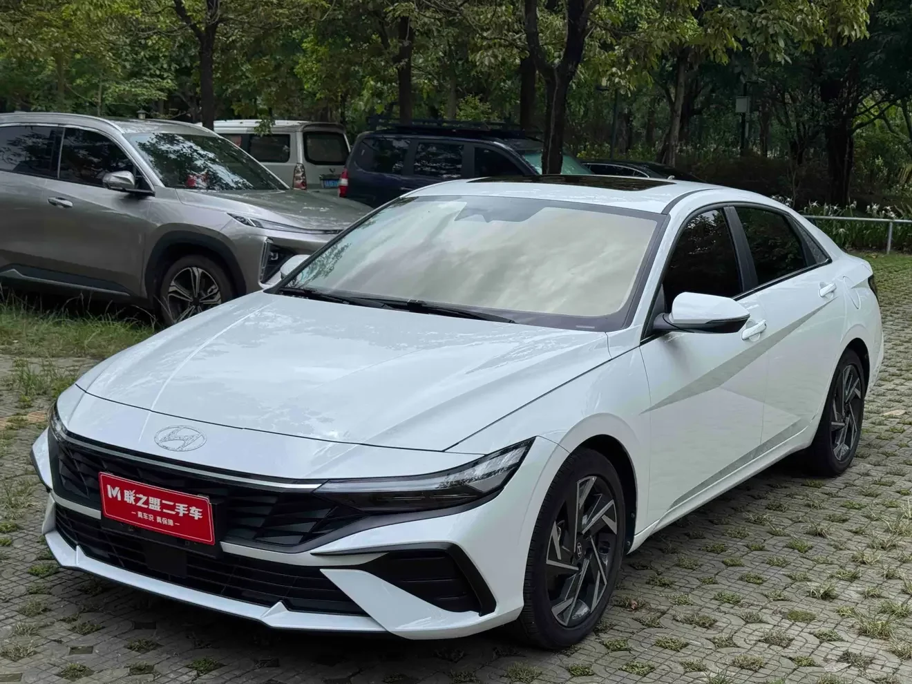 Hyundai Elantra  из Китая