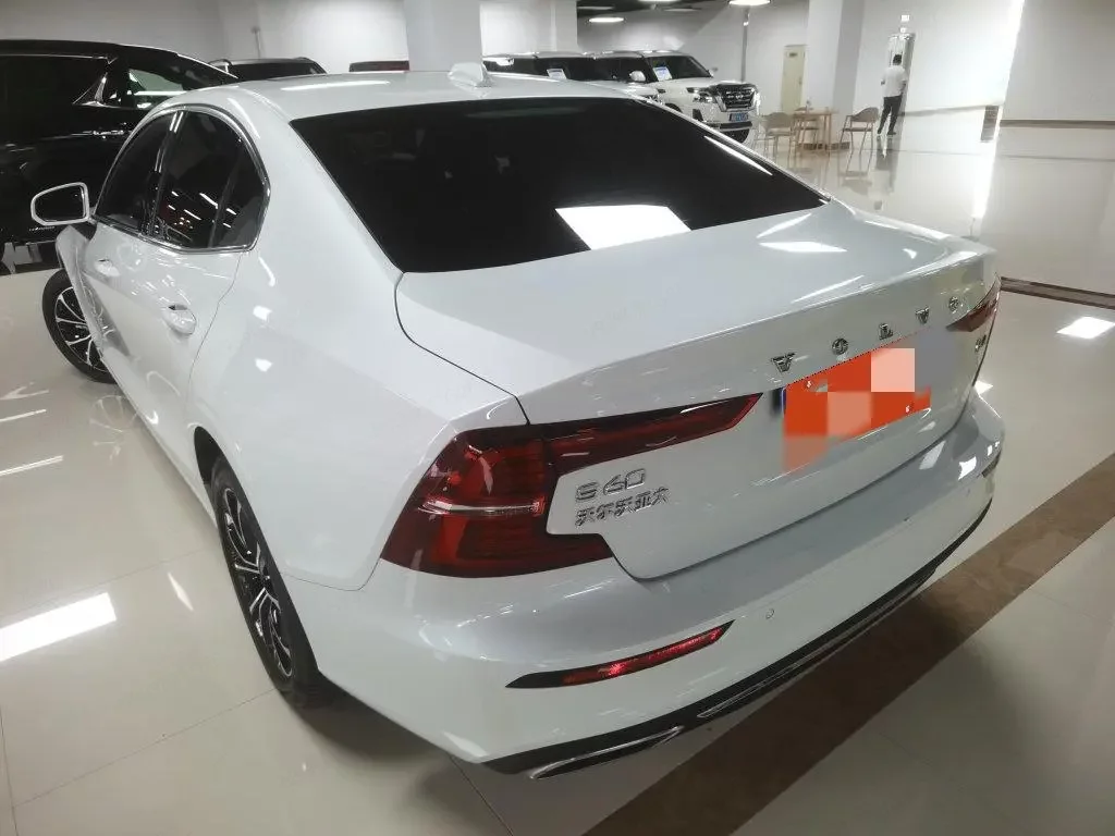 Volvo S60