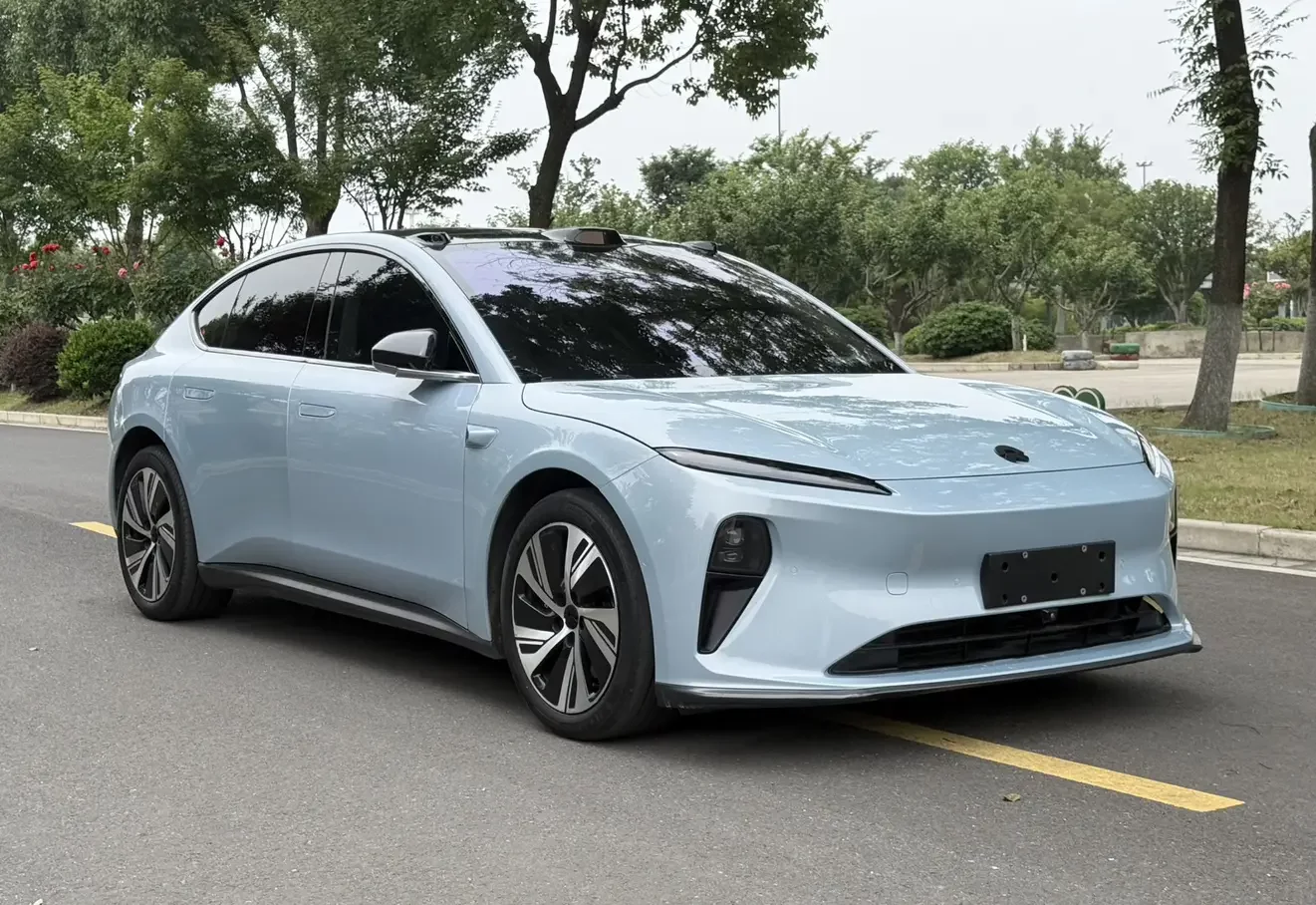 NIO ET5