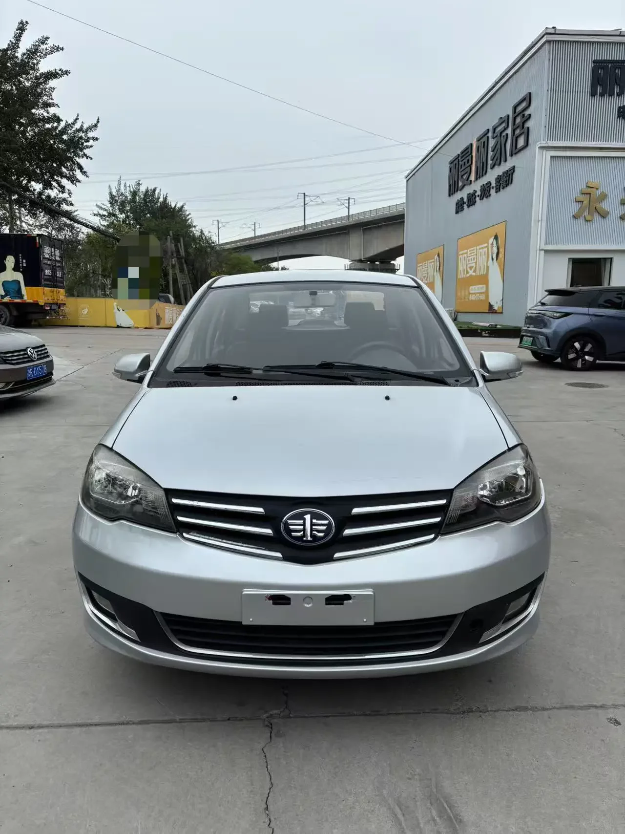 FAW Weizhi V5  из Китая