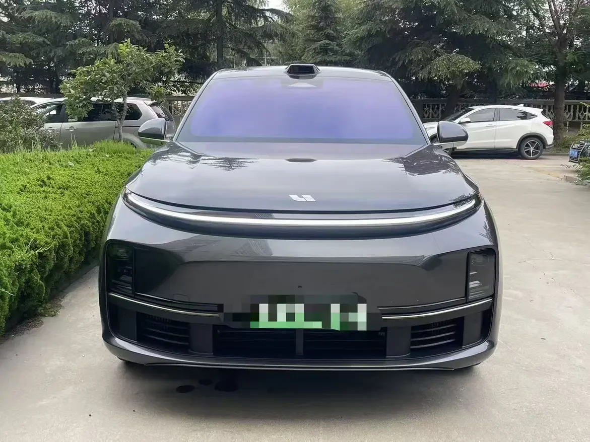Lixiang L7