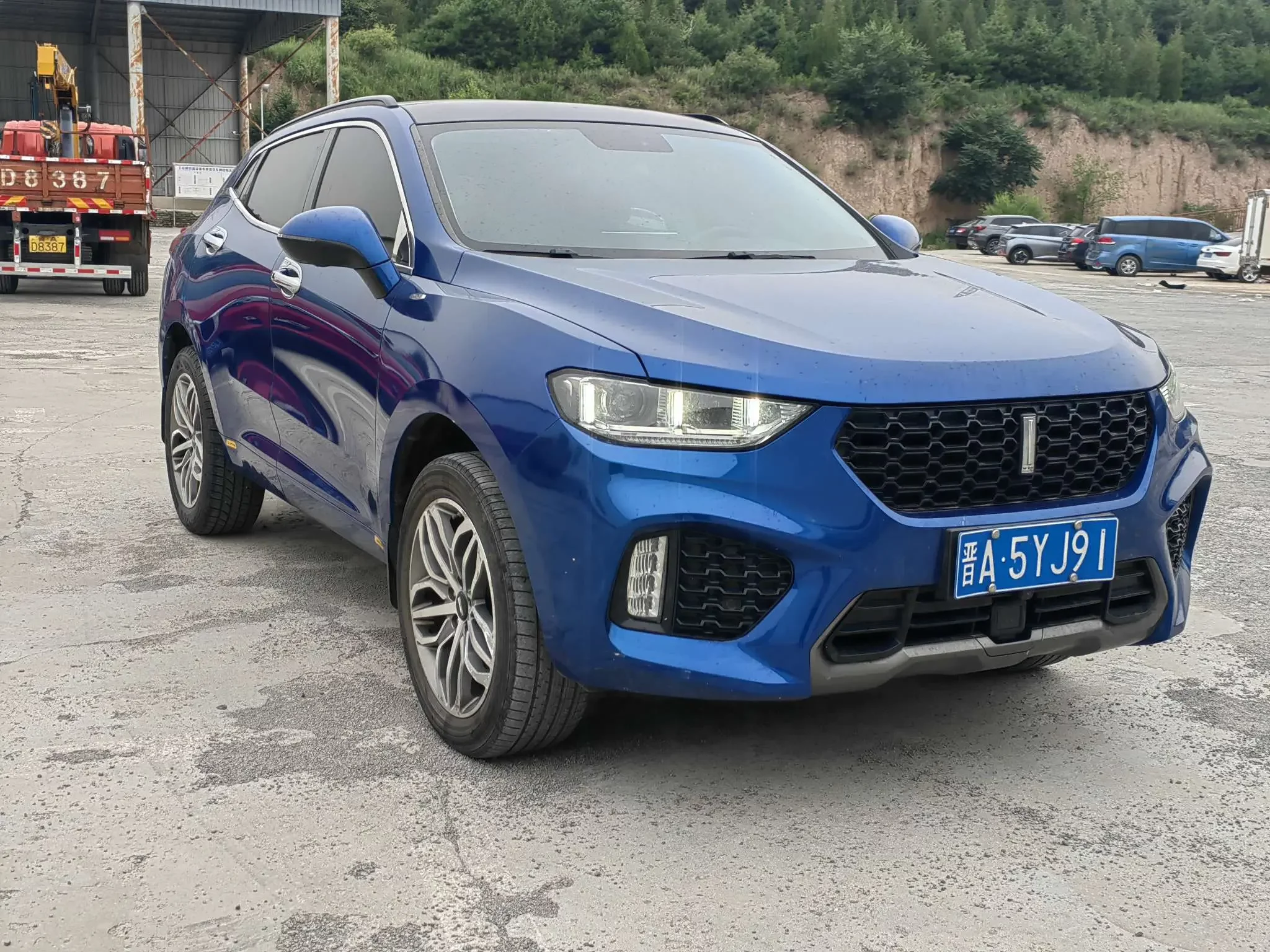 Wey Wei brand VV5