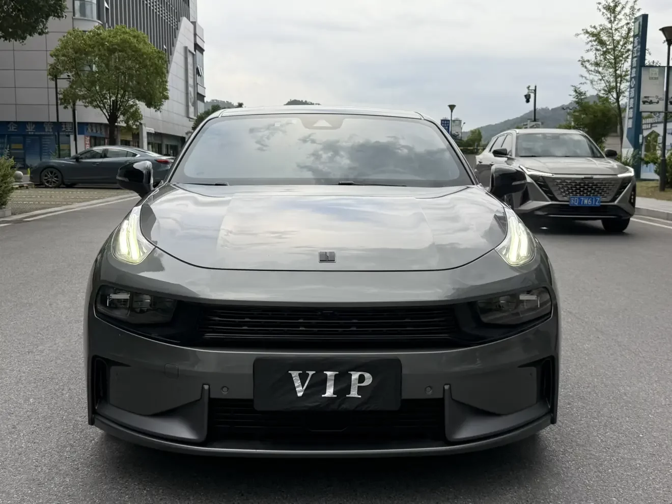 Lynk & Co 03