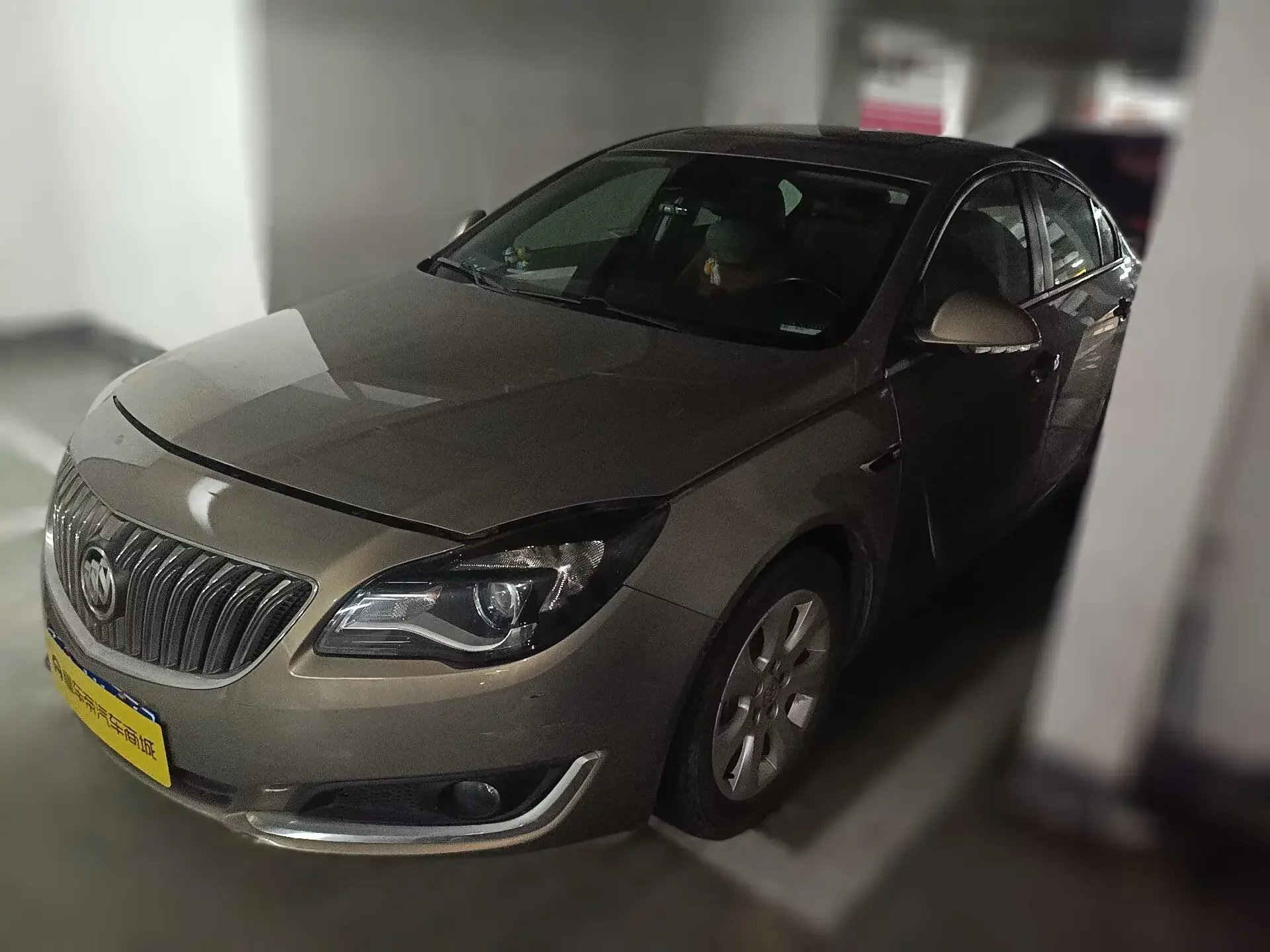 Buick Majesty  из Китая