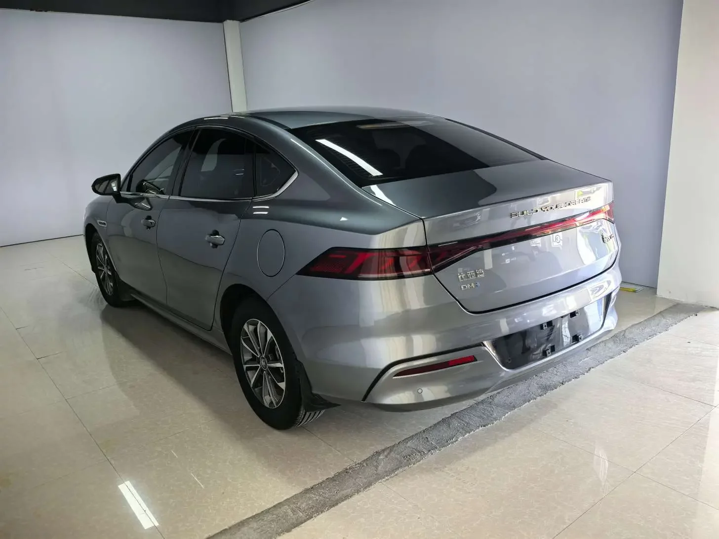 BYD Qin PLUS DM