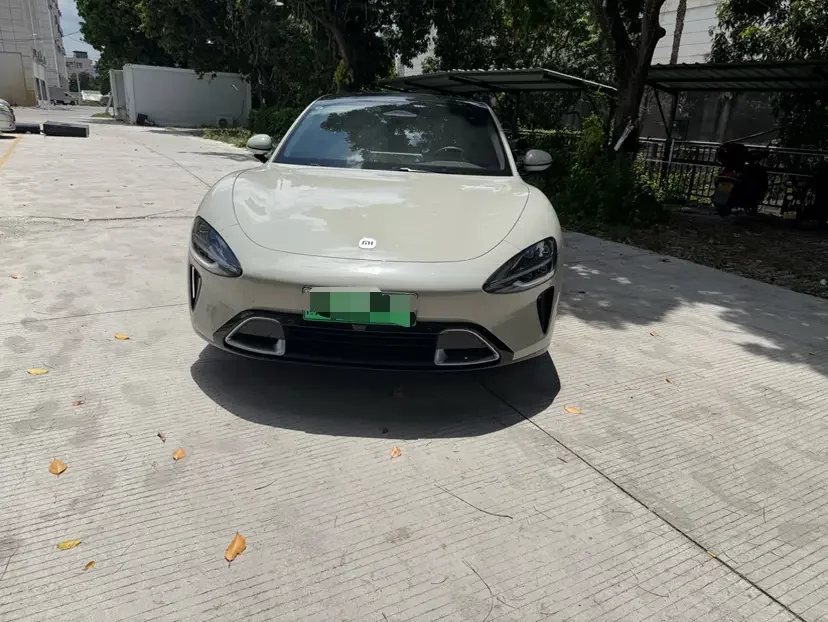 Xiaomi car Xiaomi SU7  из Китая