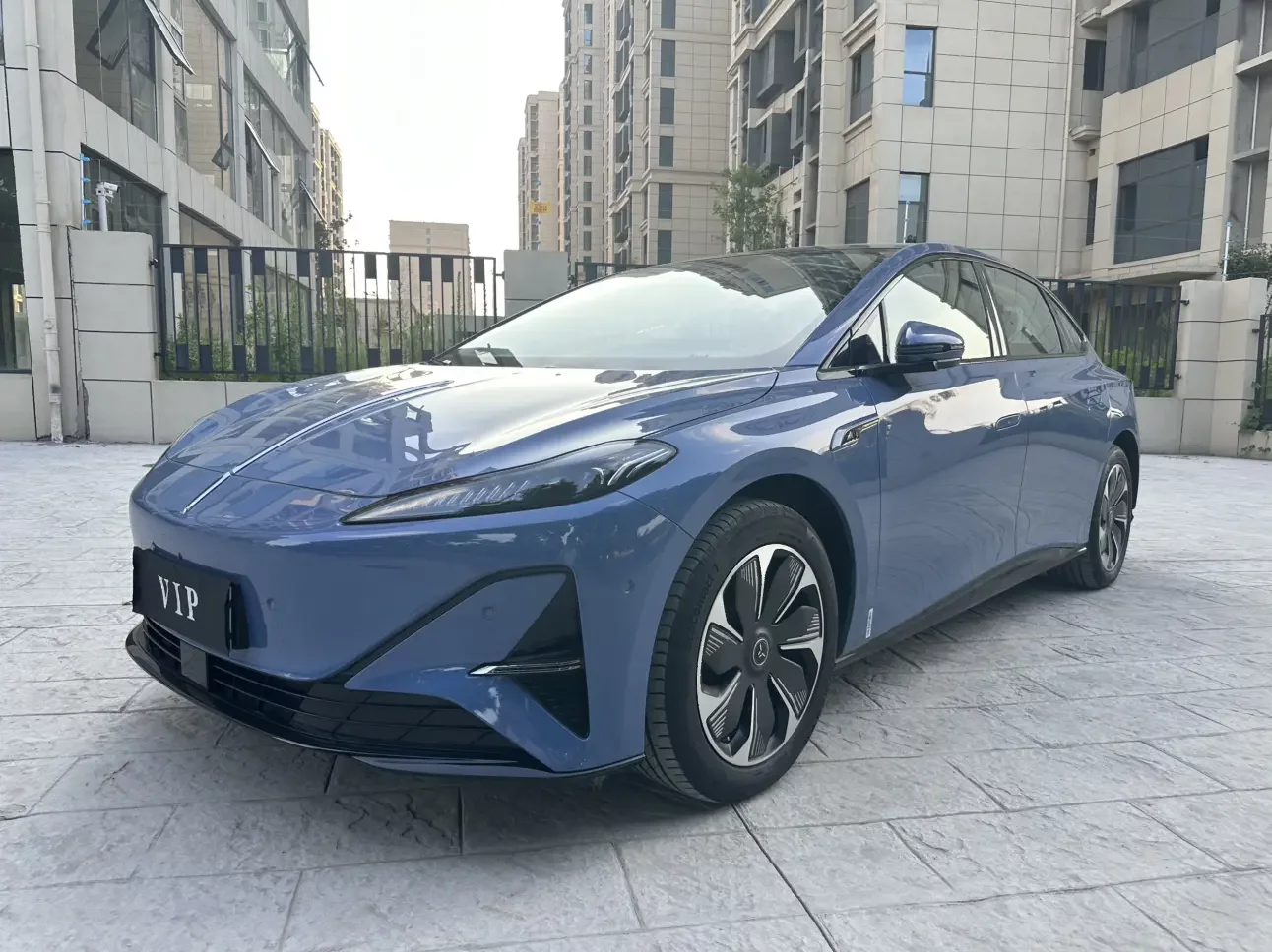 Hongqi Red Flag Tiangong 05  из Китая