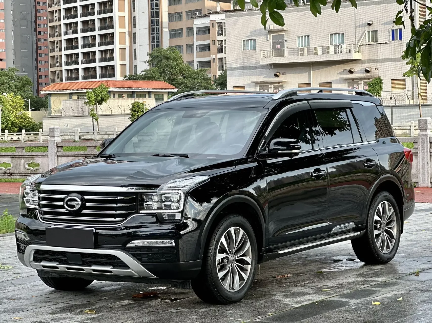 GAC Trumpchi GS8  из Китая