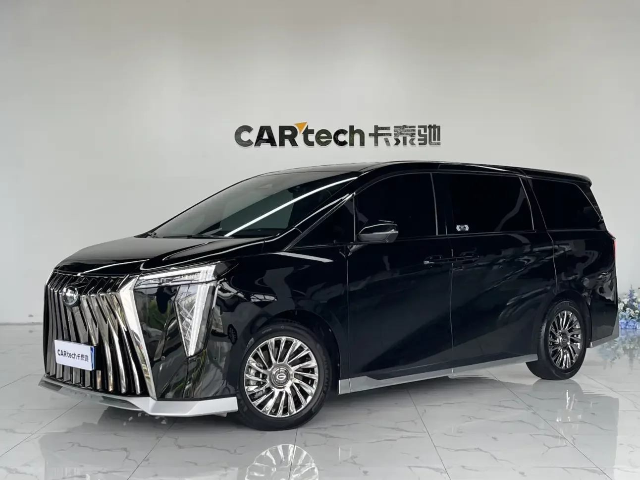 GAC Trumpchi M8  из Китая