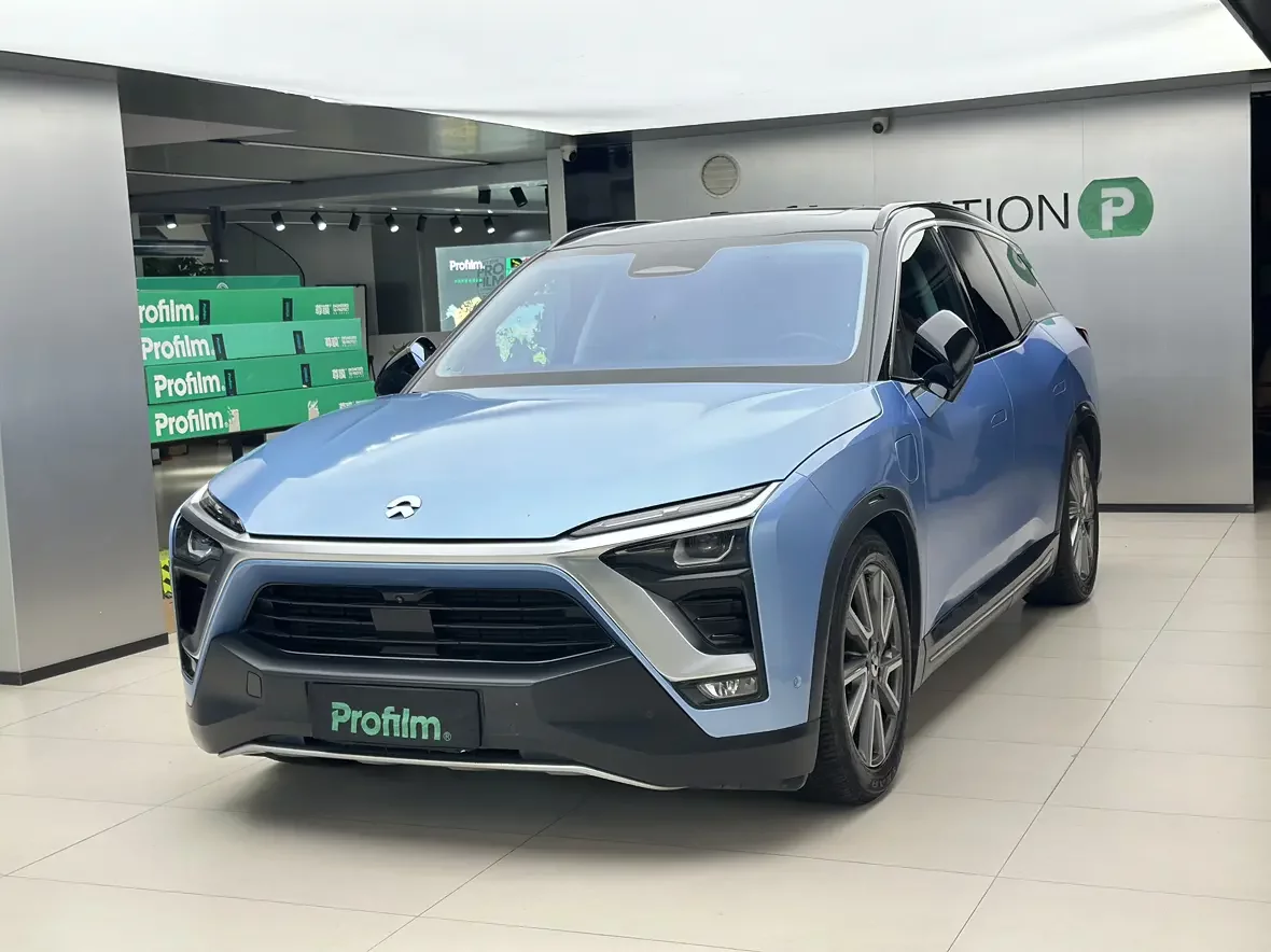 NIO ES8
