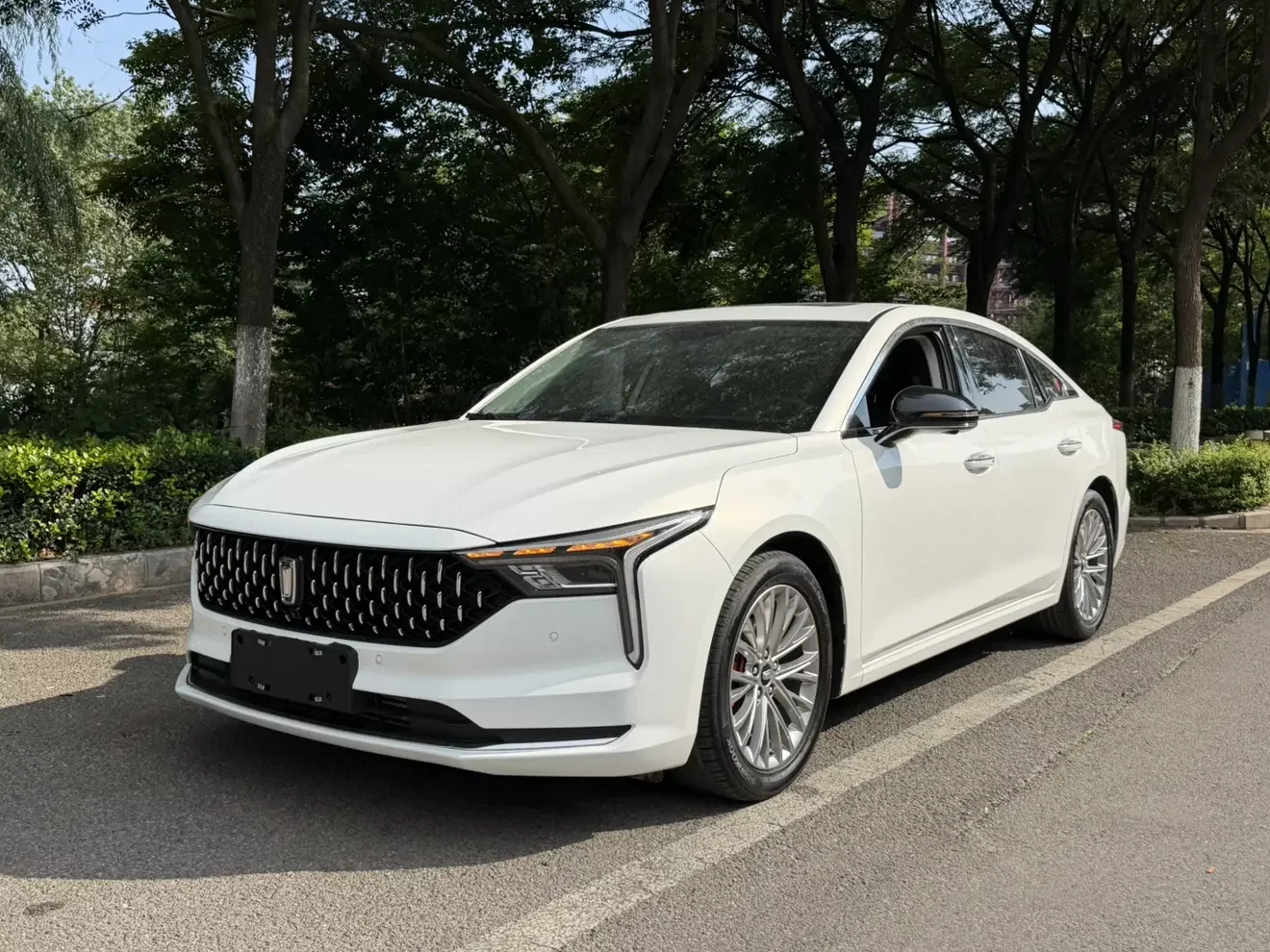FAW Bestune B70 (Besturn B70)  из Китая