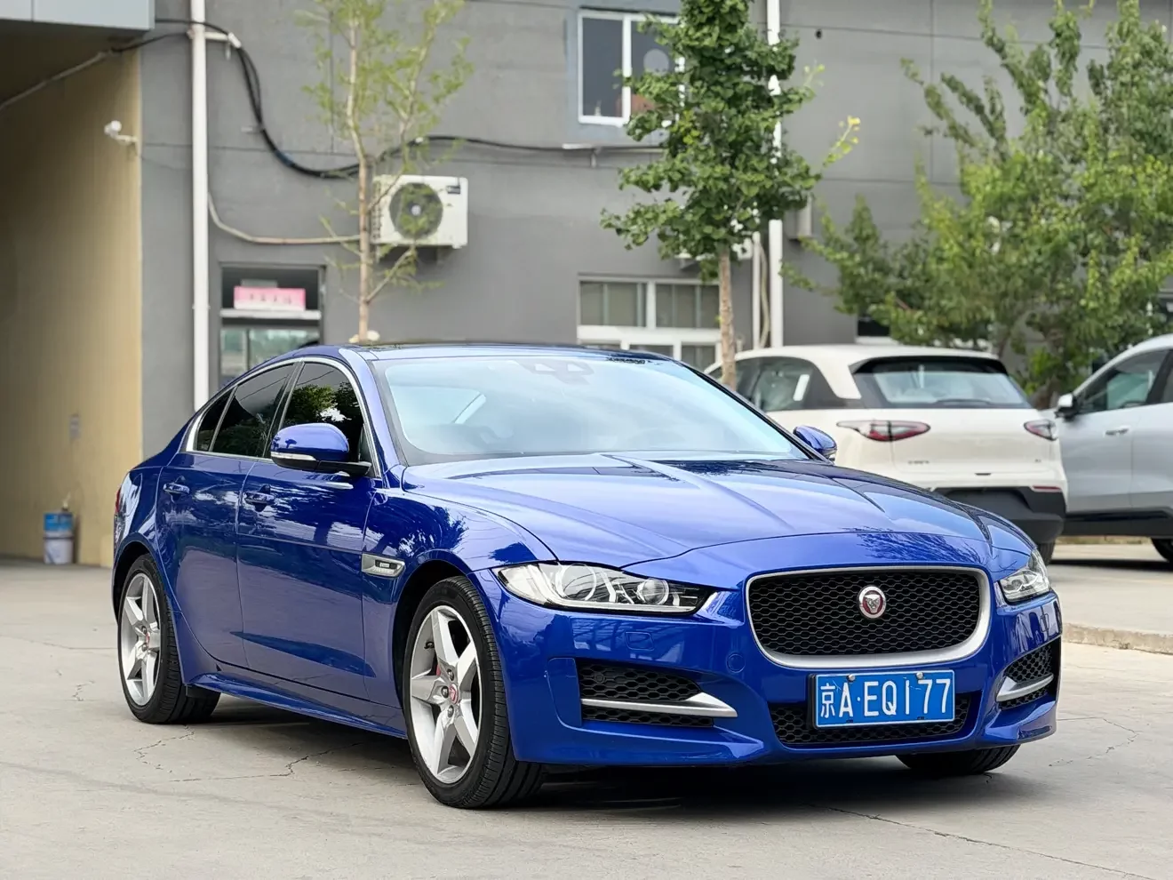 Jaguar XE