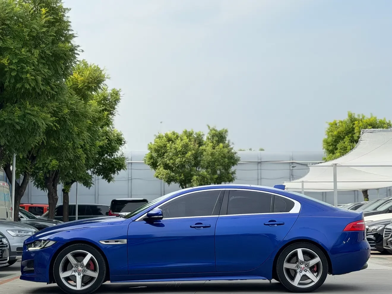 Jaguar XE