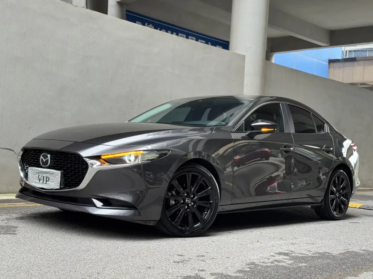 Mazda Axela (3)  из Китая