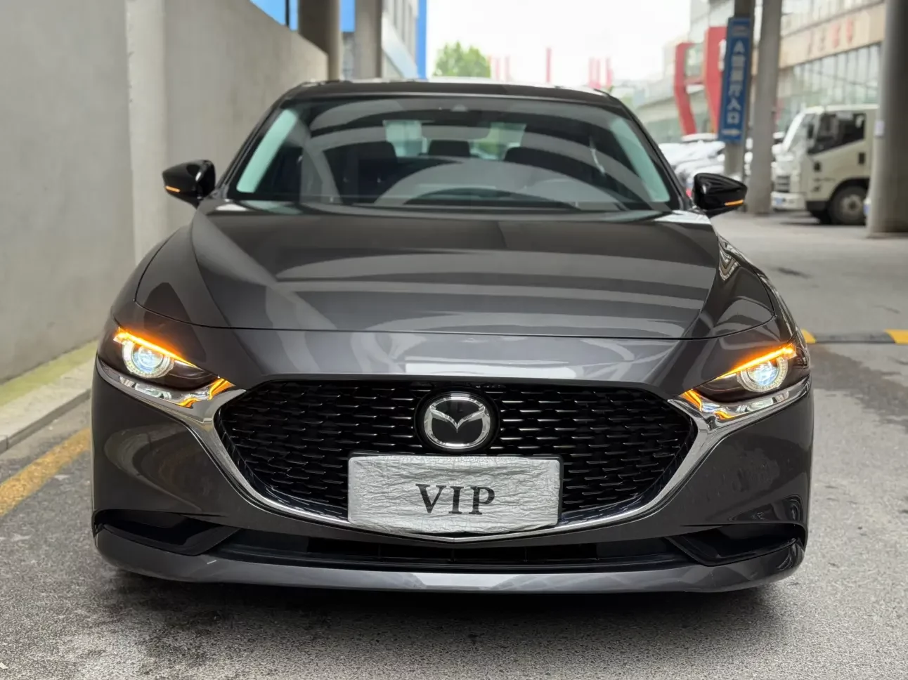Mazda Axela (3)  из Китая