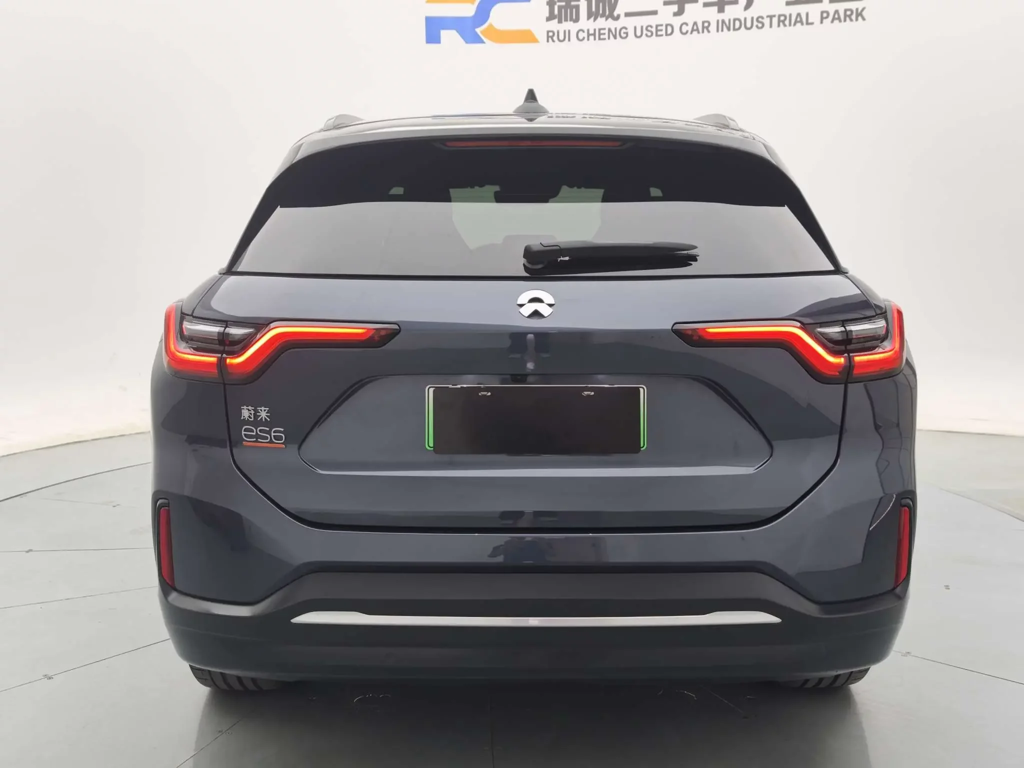 NIO ES6