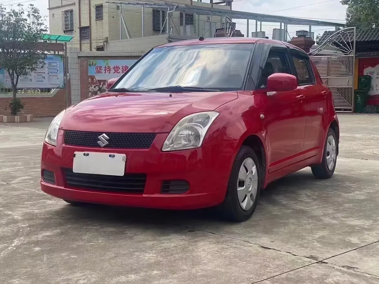 Suzuki Swift  из Китая
