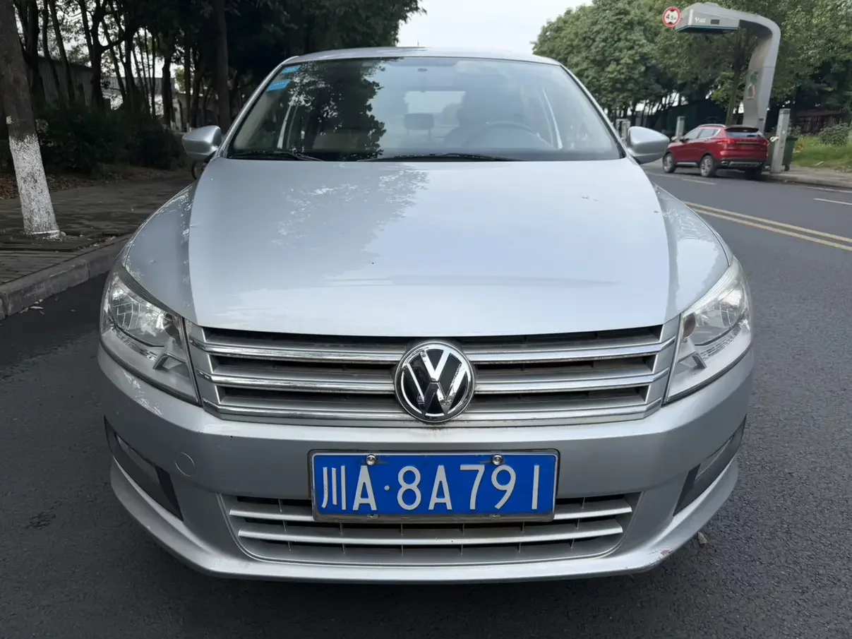 Volkswagen Santana  из Китая